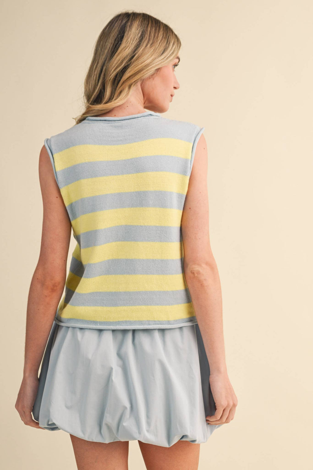 STRIPED KNIT SWEATER VEST MSW11347