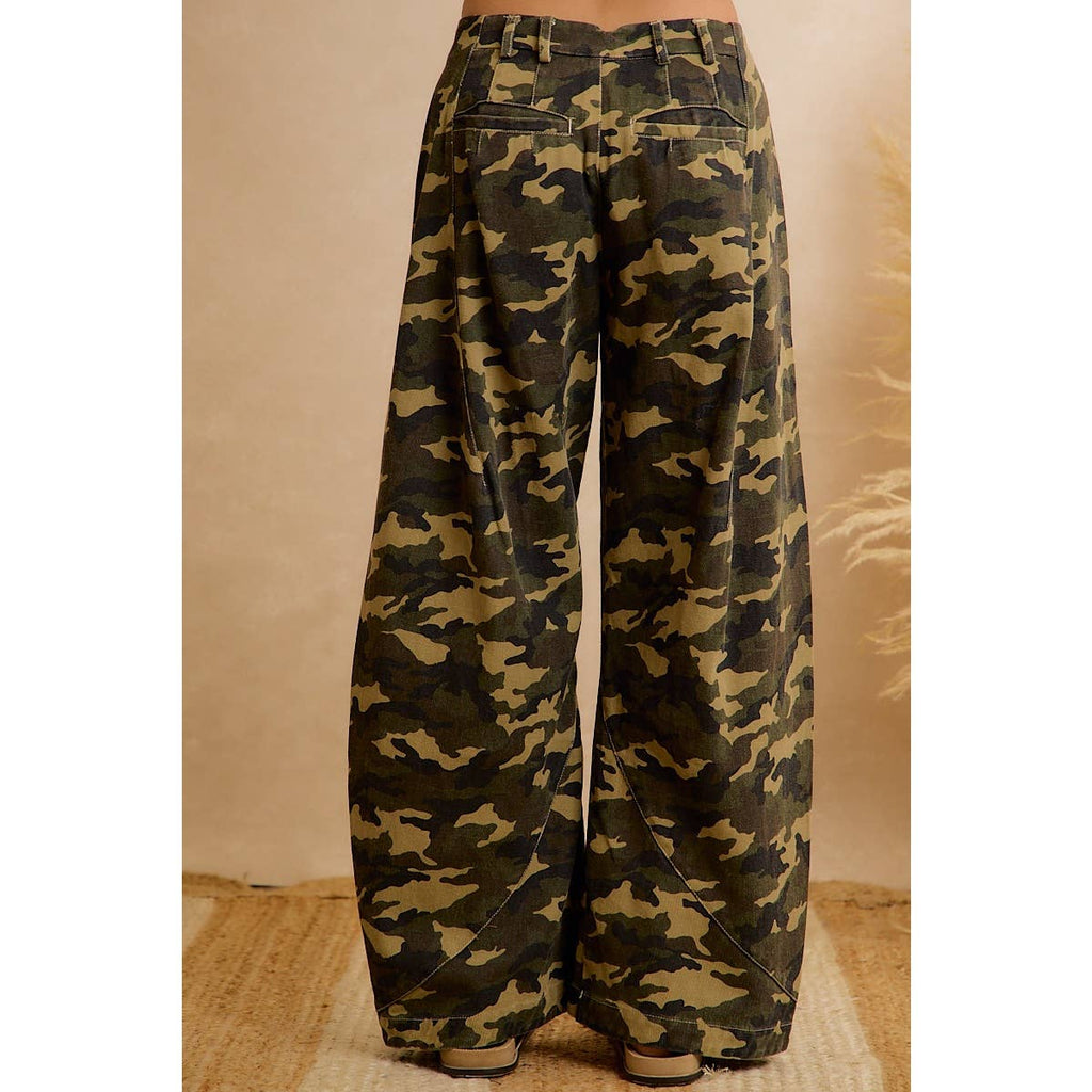 CHIC CAMO PRINT RELAXED WIDE LEG PANTS