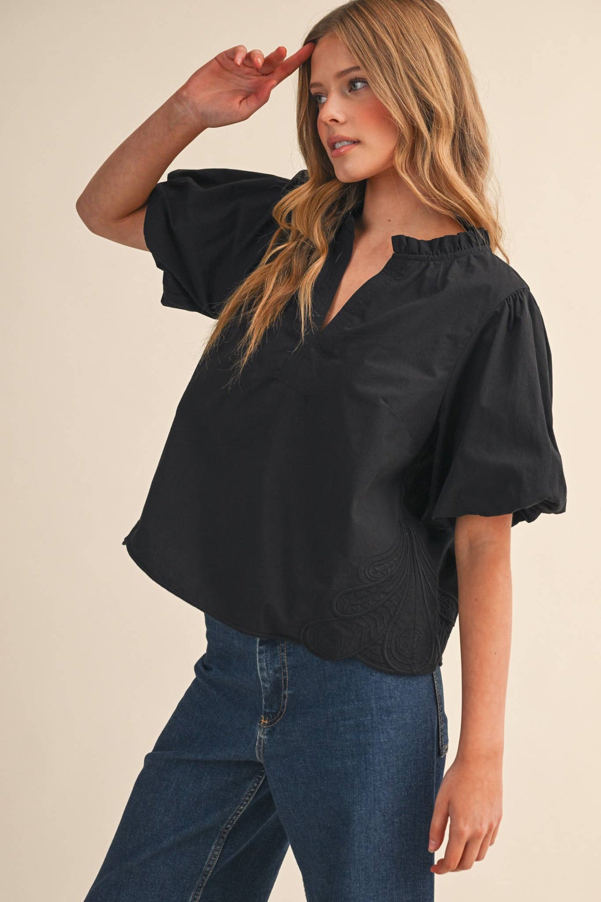 BUBBLE SLEEVE TOP WITH SIDE EMBROIDERY MTP4549