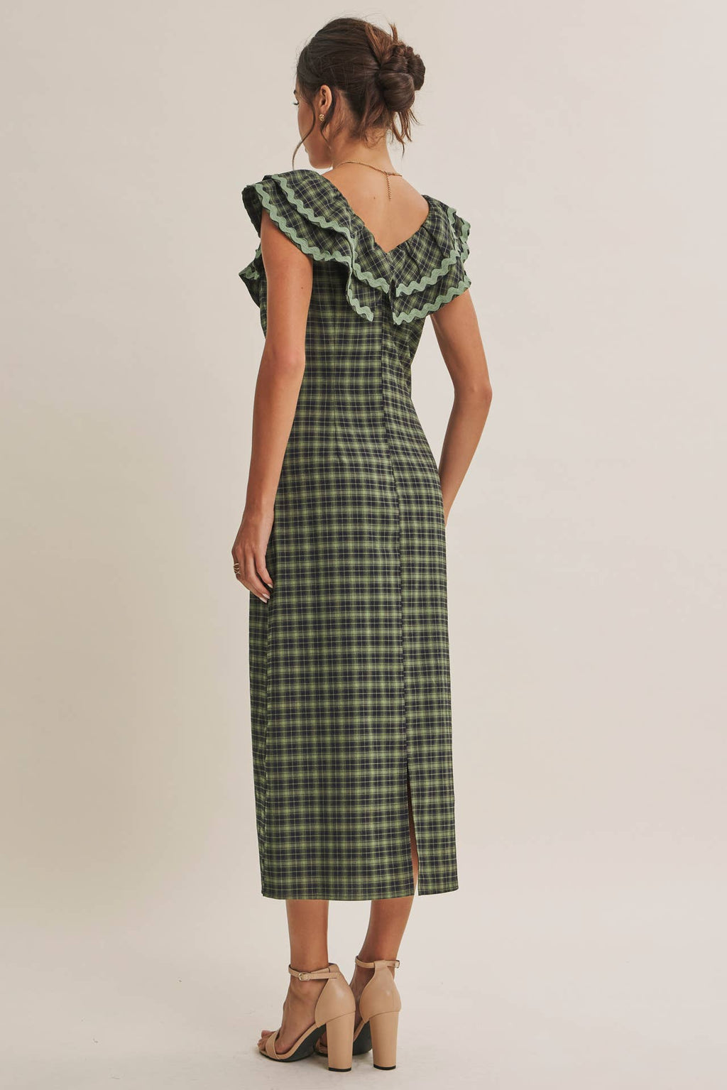 AUTUMN HARVEST RUFFLED PLAID BODY SKIMMING SLIT MIDI DRESS
