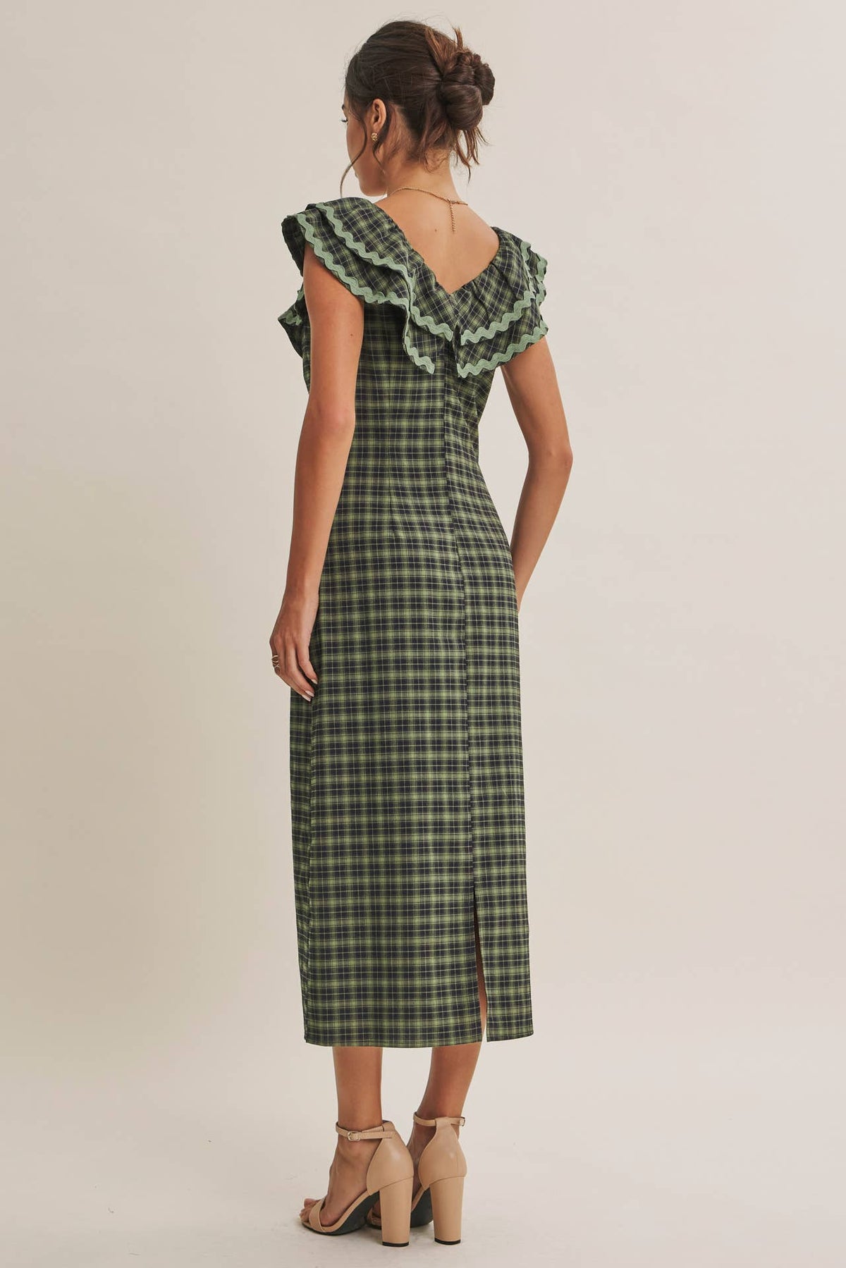 AUTUMN HARVEST RUFFLED PLAID BODY SKIMMING SLIT MIDI DRESS