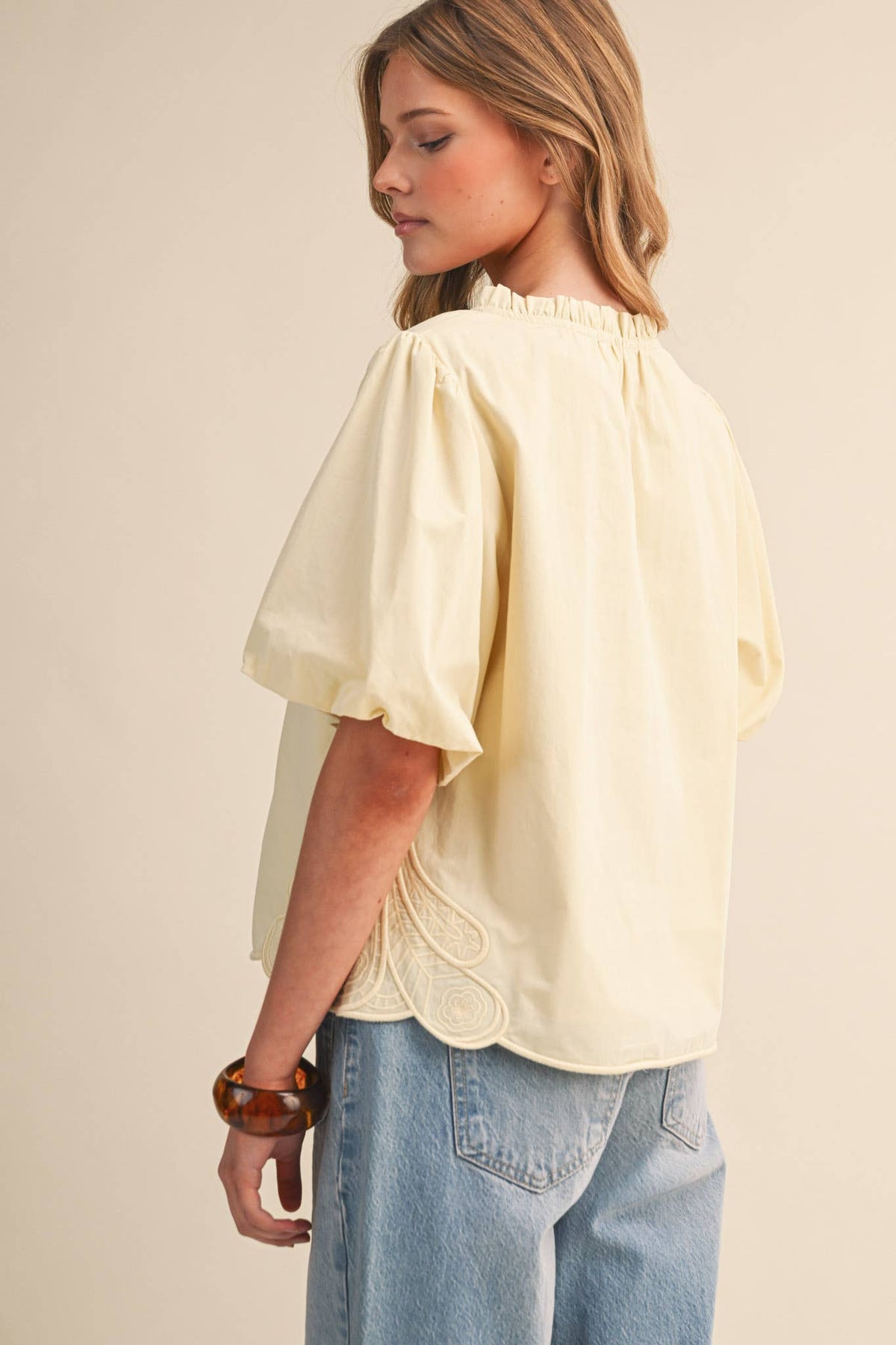 BUBBLE SLEEVE TOP WITH SIDE EMBROIDERY MTP4549