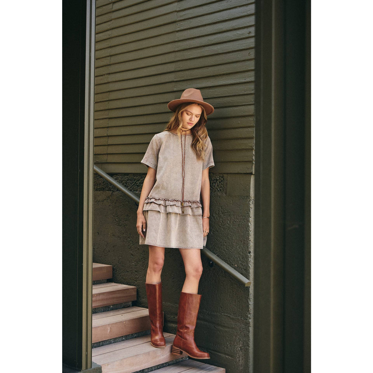 DUSTY ROAD MINERAL-WASHED COTTON TWILL RUFFLED MINI DRESS