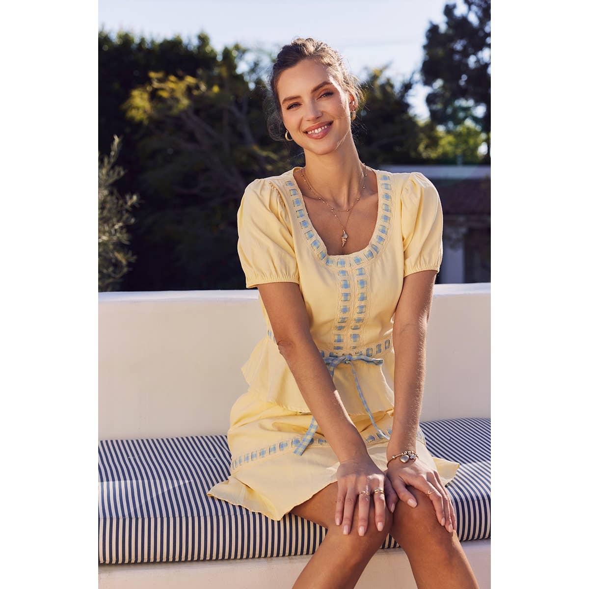 FRESH AND TIMELESS GINGHAM BOW FLARE MINI SKIRT