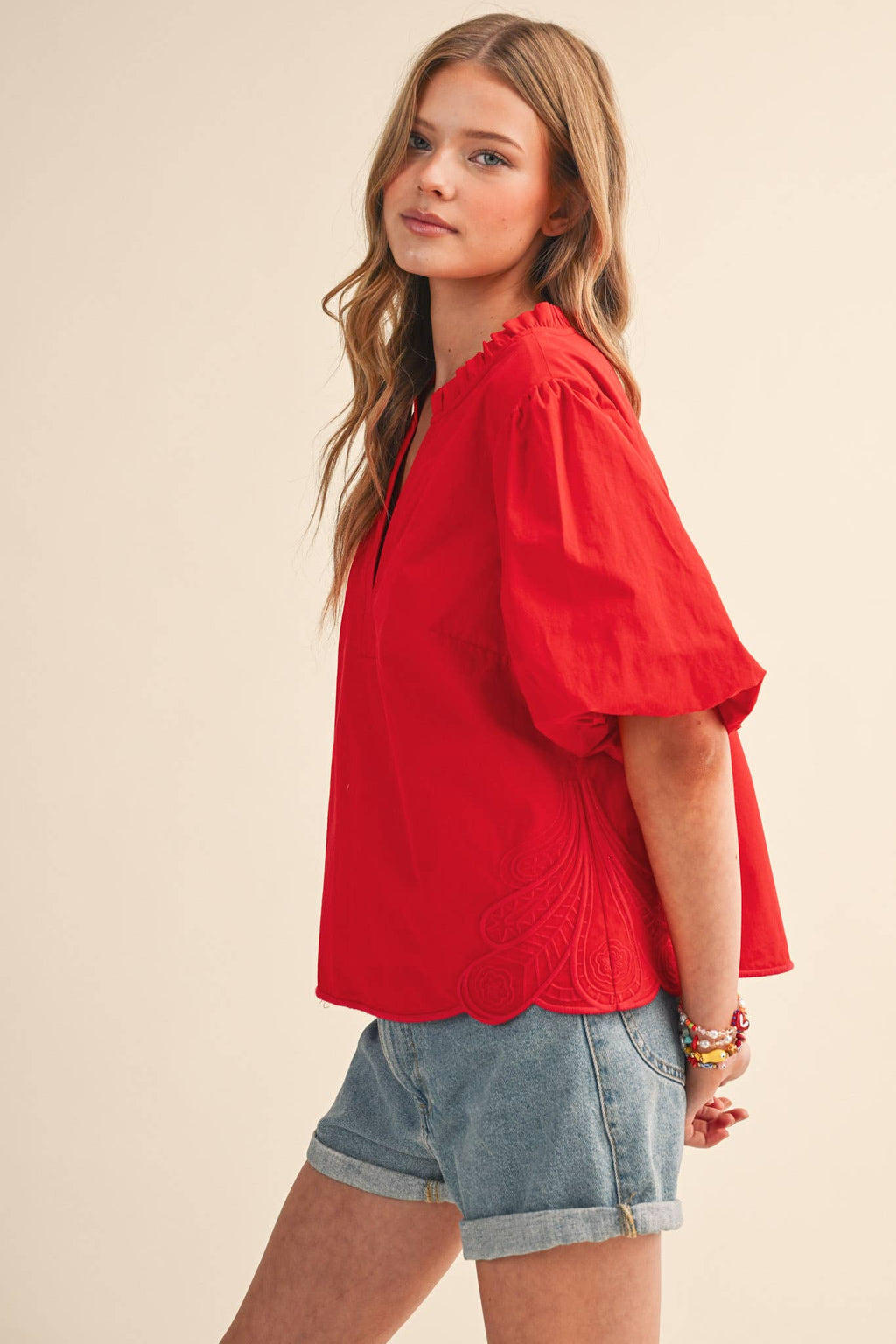 BUBBLE SLEEVE TOP WITH SIDE EMBROIDERY MTP4549