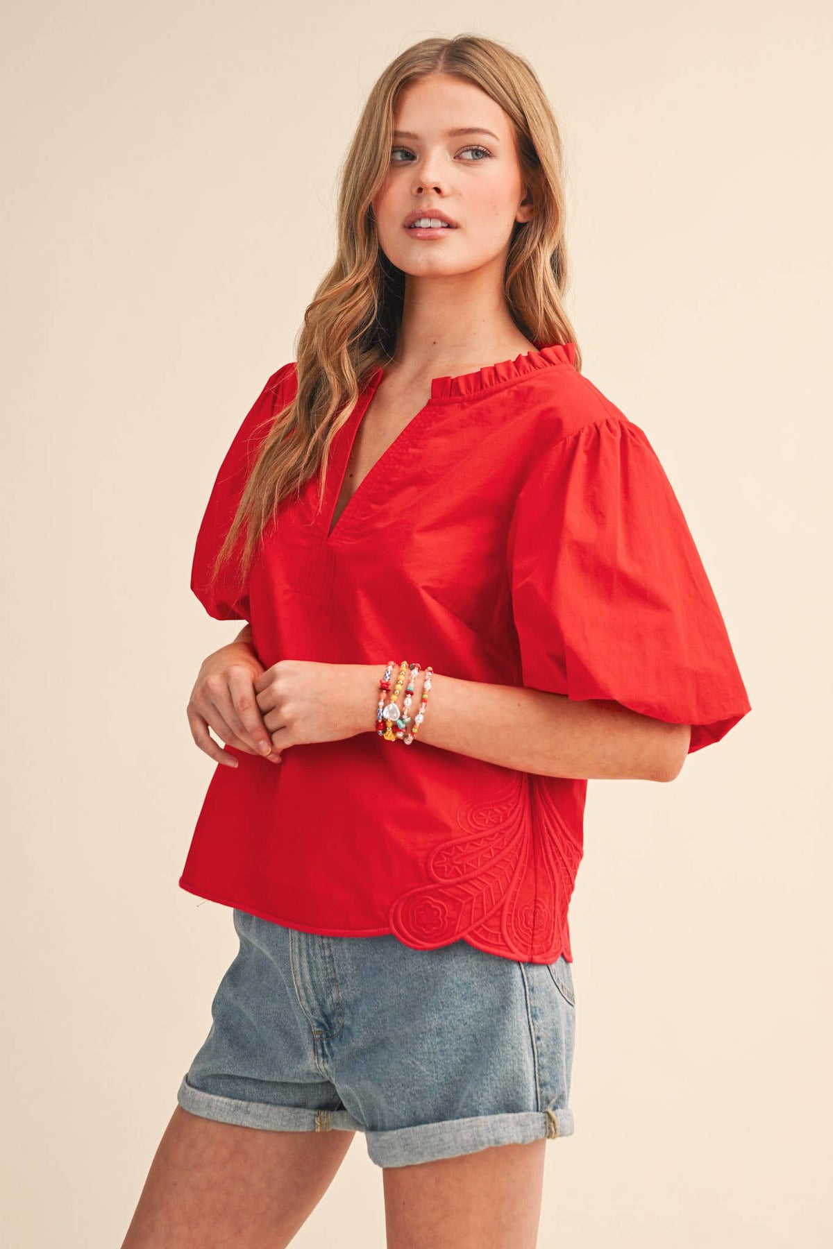 BUBBLE SLEEVE TOP WITH SIDE EMBROIDERY MTP4549