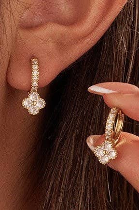 Dainty Clover Crystal Huggie Hoop Earrings | 40E514