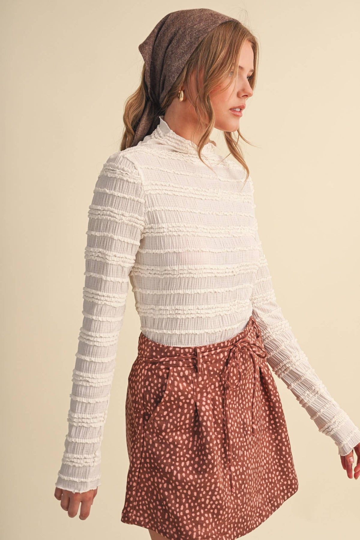 SHIRRED LONG SLEEVE MOCK NECK TOP MTP5407