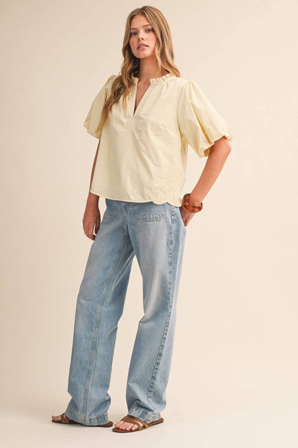 BUBBLE SLEEVE TOP WITH SIDE EMBROIDERY MTP4549