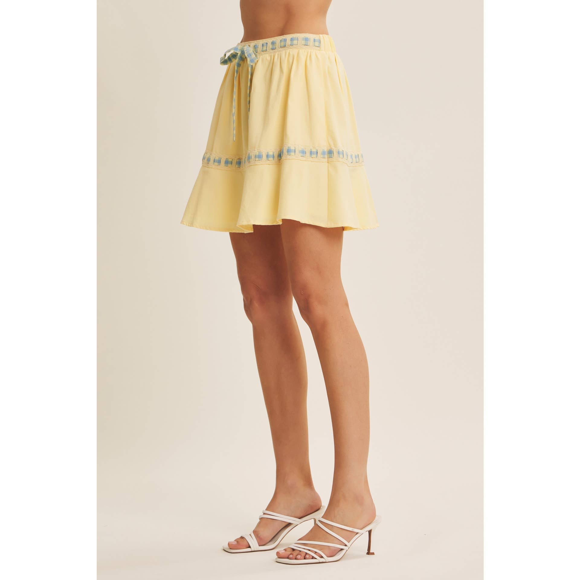 FRESH AND TIMELESS GINGHAM BOW FLARE MINI SKIRT