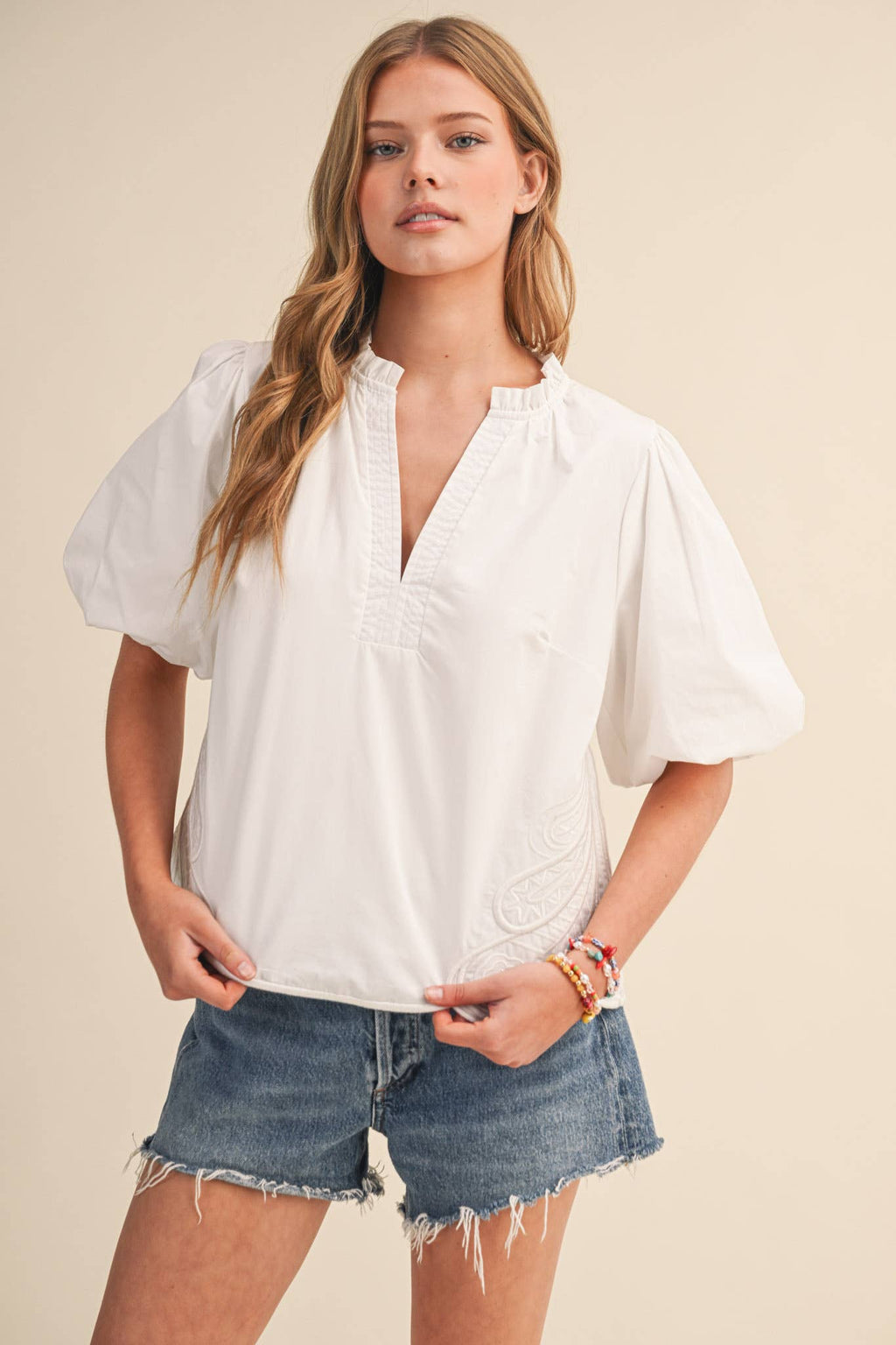 BUBBLE SLEEVE TOP WITH SIDE EMBROIDERY MTP4549