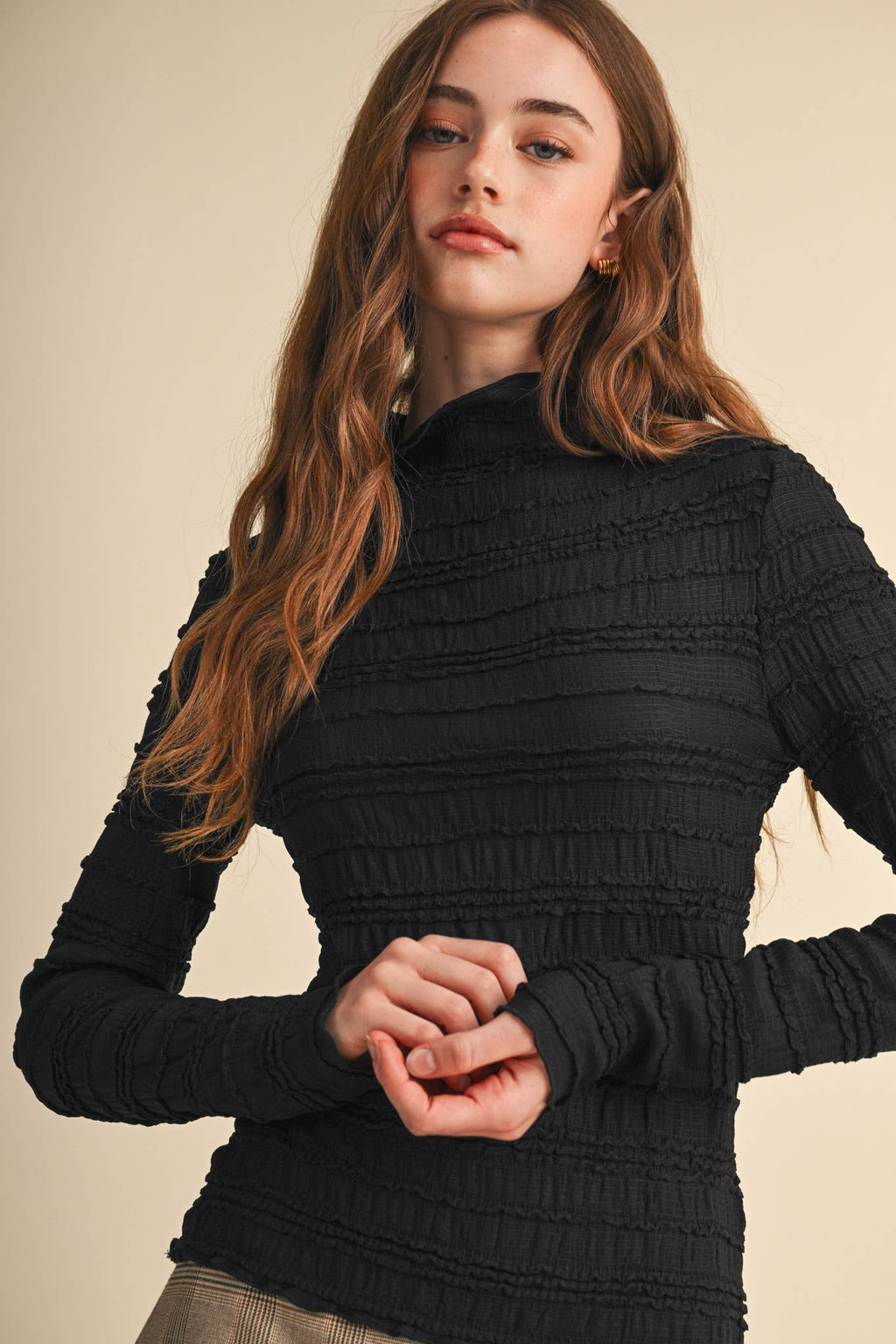 SHIRRED LONG SLEEVE MOCK NECK TOP MTP5407