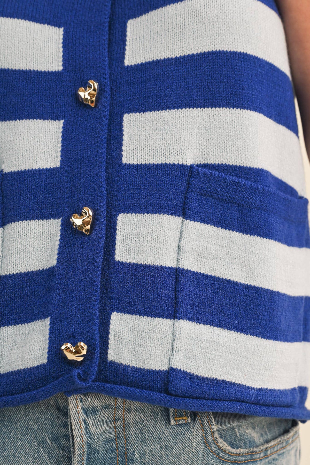 STRIPED KNIT SWEATER VEST MSW11347