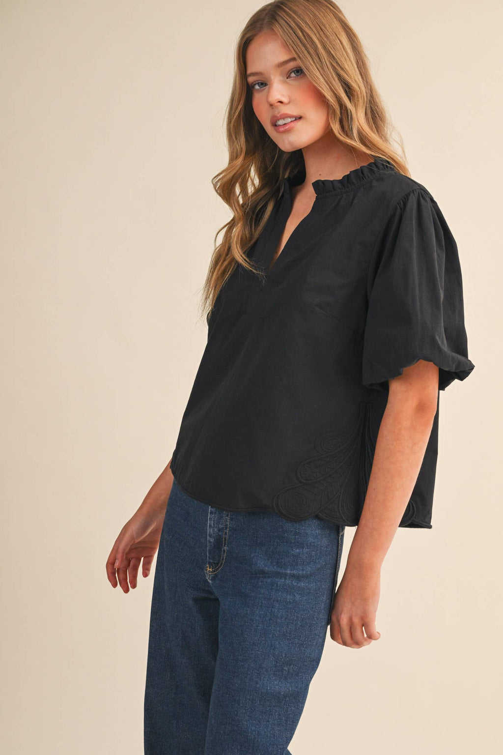 BUBBLE SLEEVE TOP WITH SIDE EMBROIDERY MTP4549