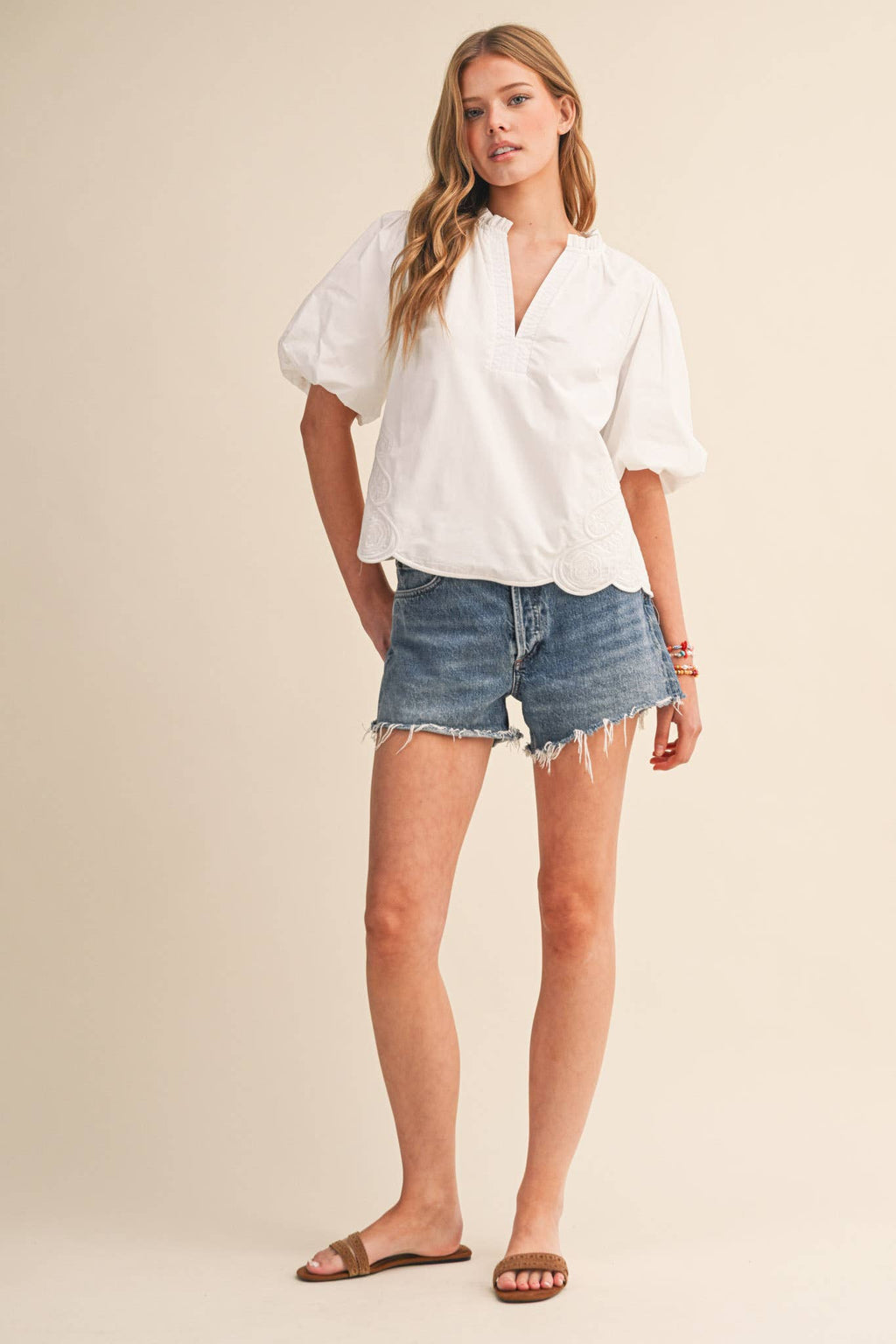 BUBBLE SLEEVE TOP WITH SIDE EMBROIDERY MTP4549