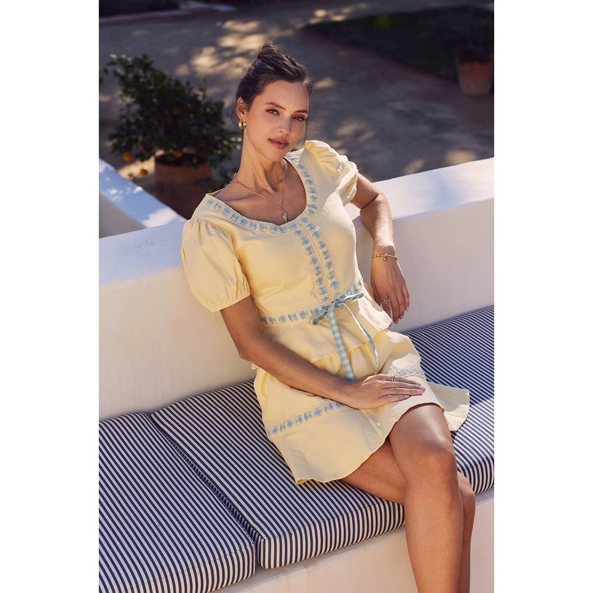 FRESH AND TIMELESS GINGHAM BOW CONTRAST BABYDOLL TOP