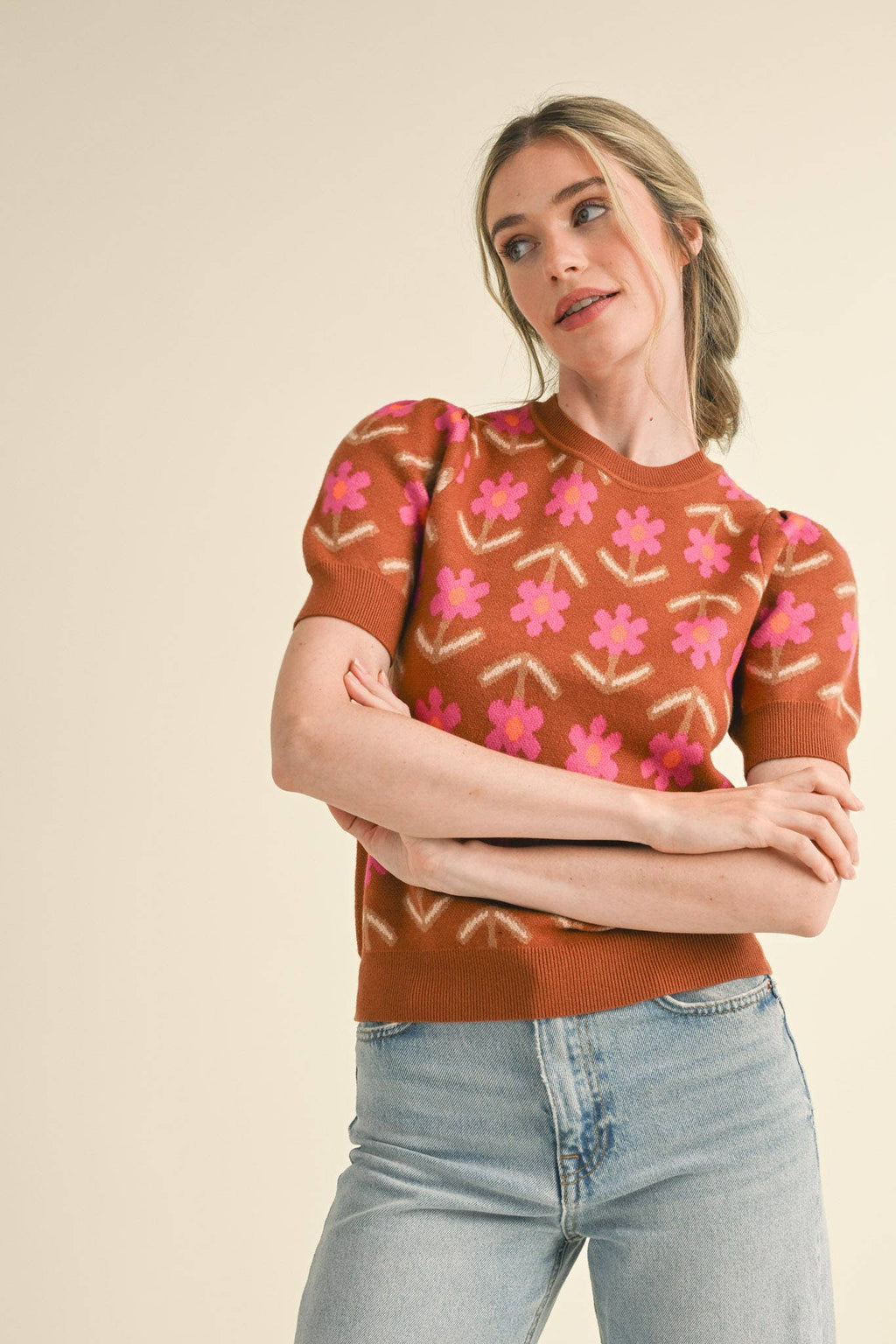 SHORT SLEEVE FLORAL KNIT SWEATER MSW10510