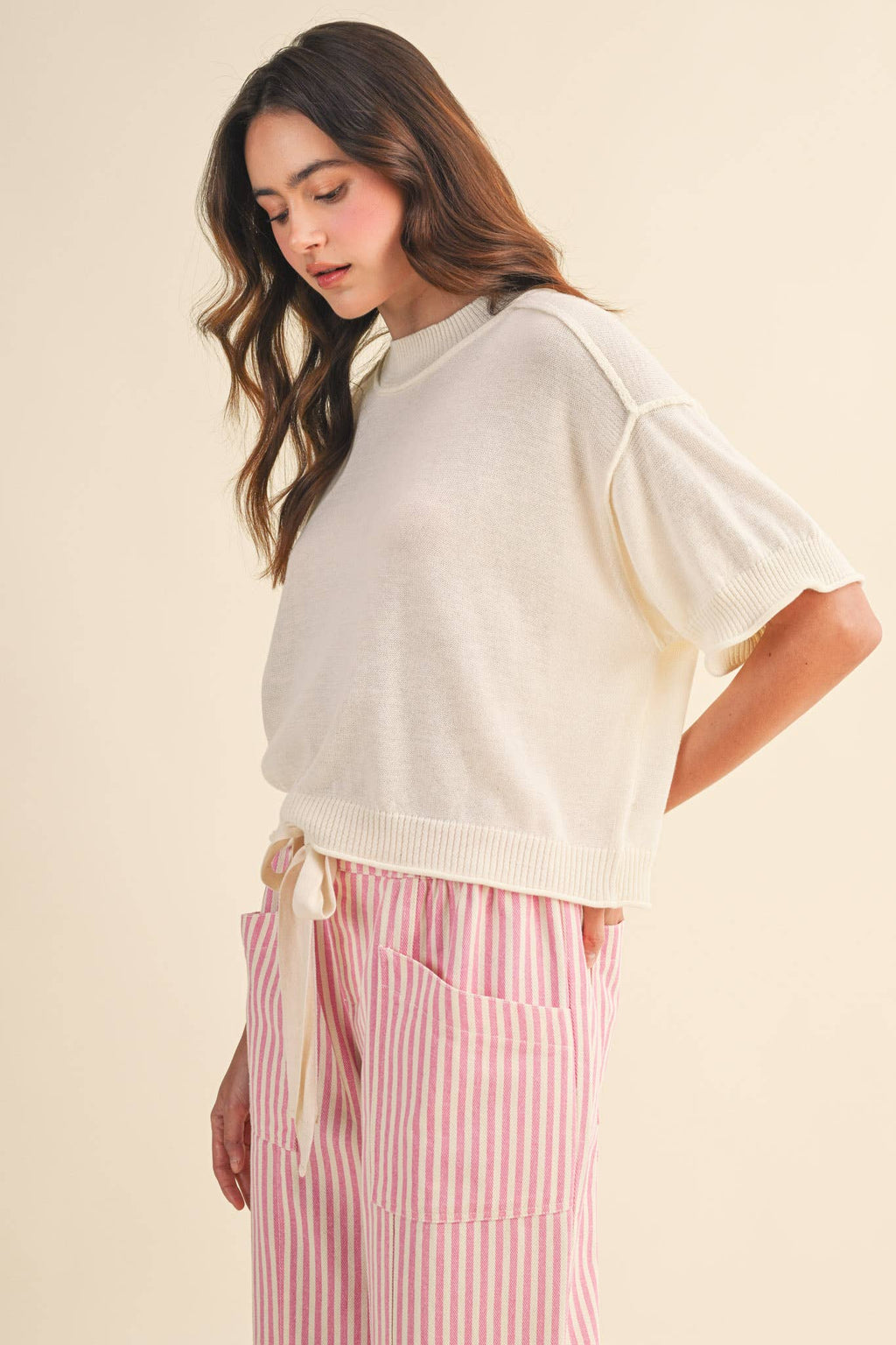 LIGHTWEIGHT KNIT MOCK NECK SHORT SLEEVE SWEATER MSW11311