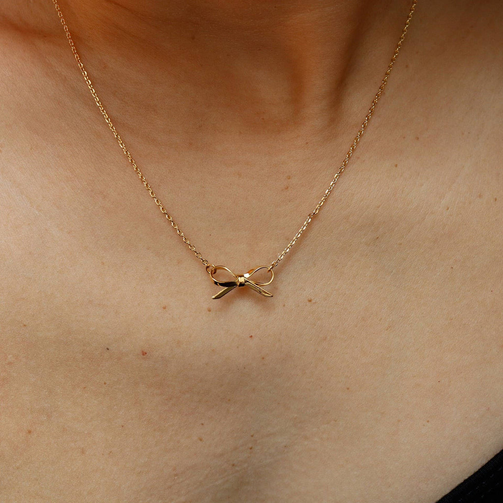 18K STAINLESS STEEL TARNISH FREE BOW NECKLACE |  40NK9418