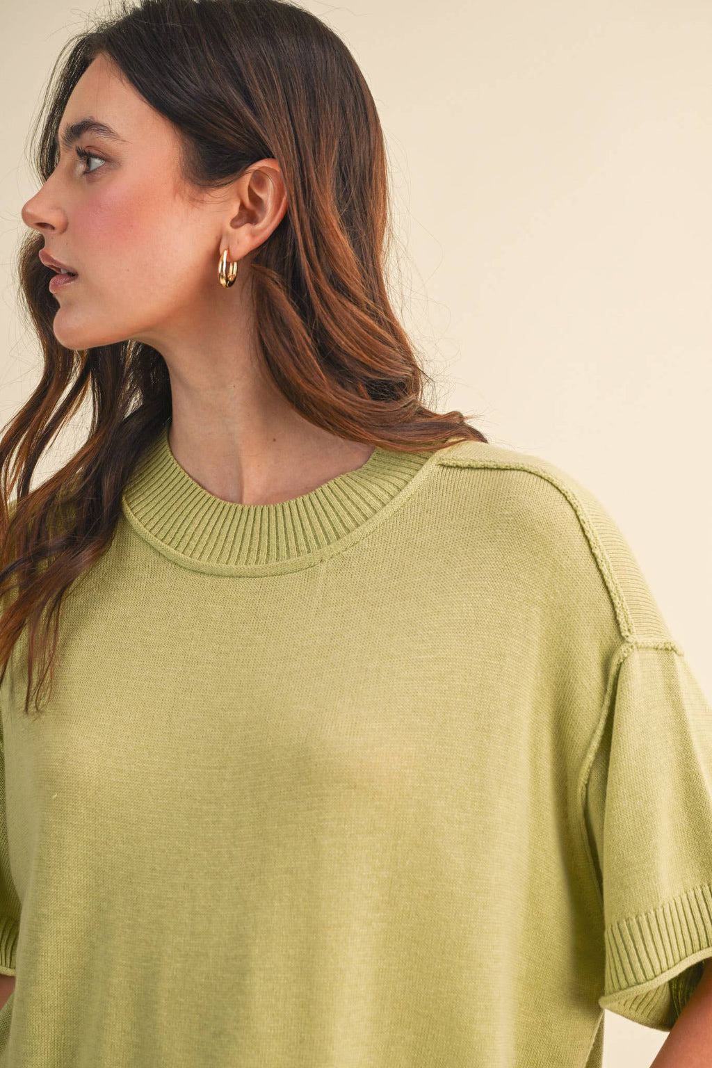 LIGHTWEIGHT KNIT MOCK NECK SHORT SLEEVE SWEATER MSW11311
