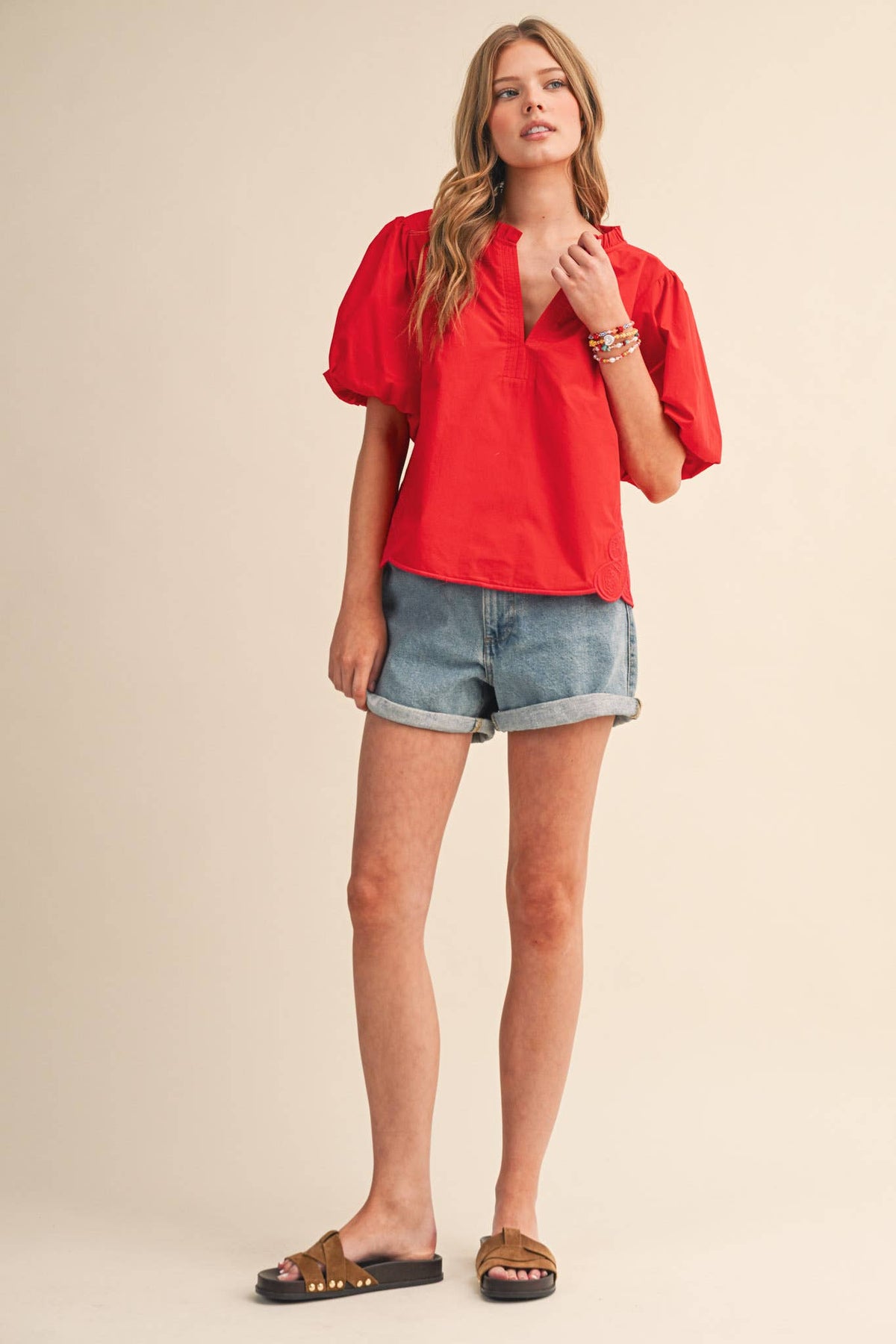 BUBBLE SLEEVE TOP WITH SIDE EMBROIDERY MTP4549