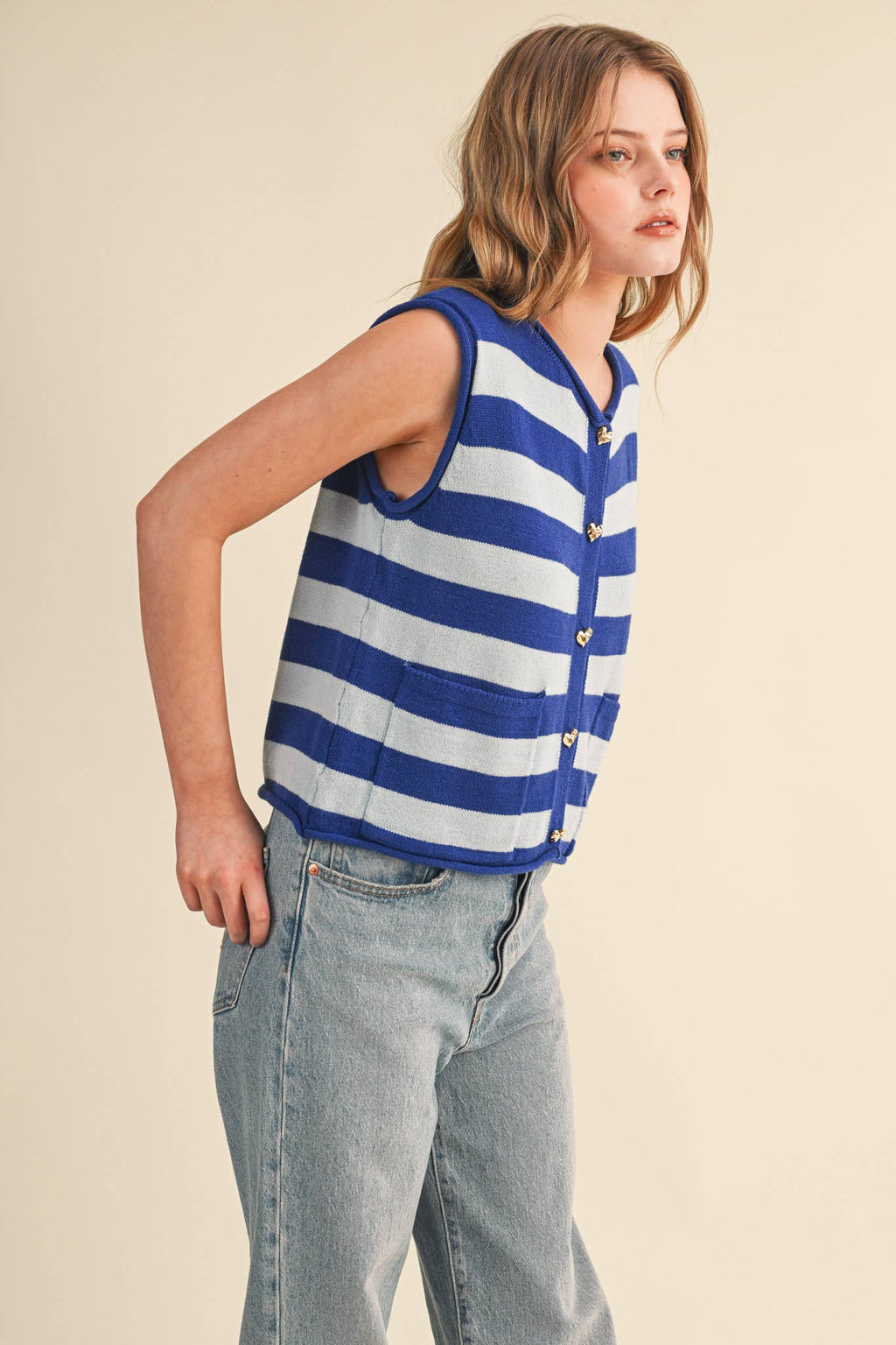 STRIPED KNIT SWEATER VEST MSW11347