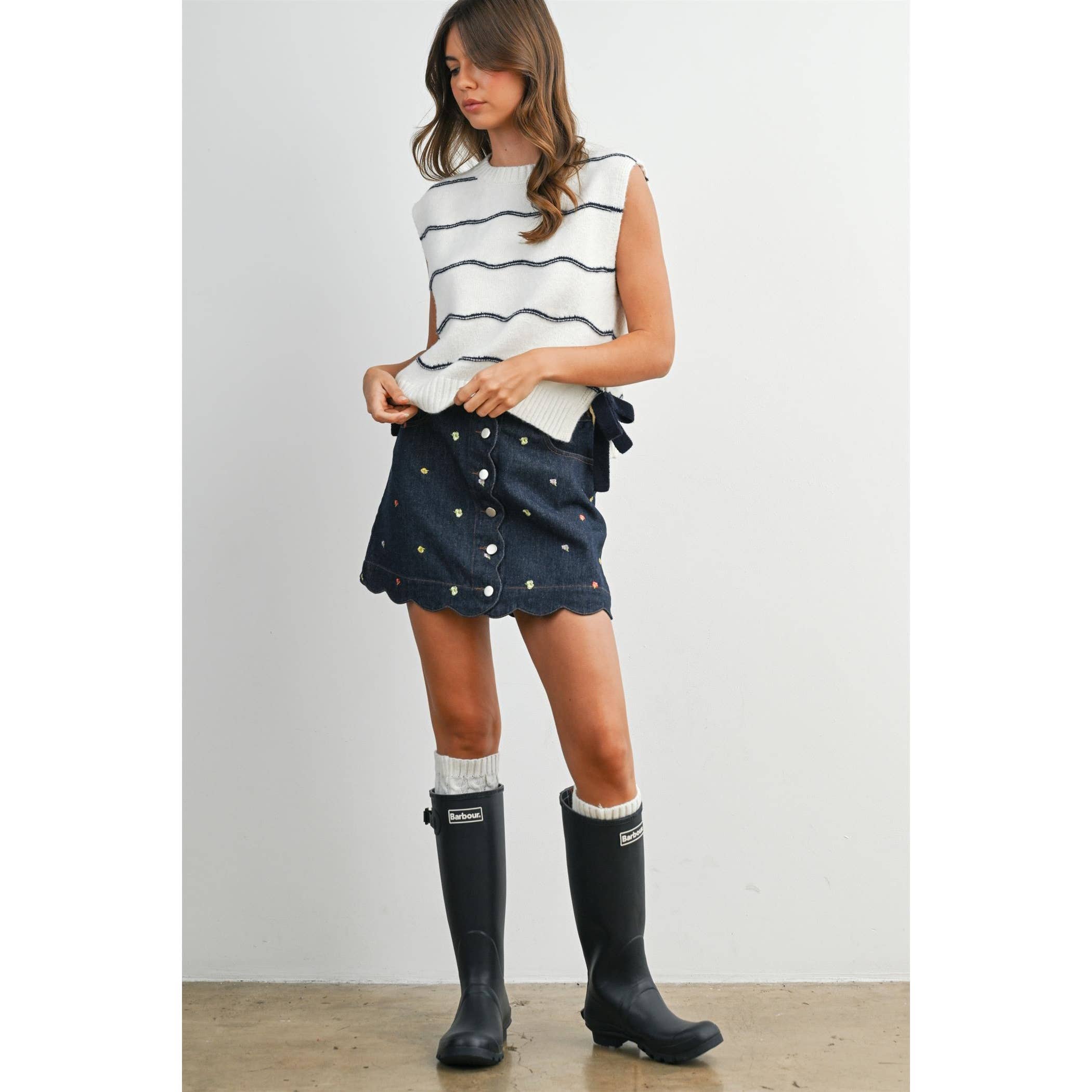Floral Scalloped Hem Button-Down Skirt - BMS8168