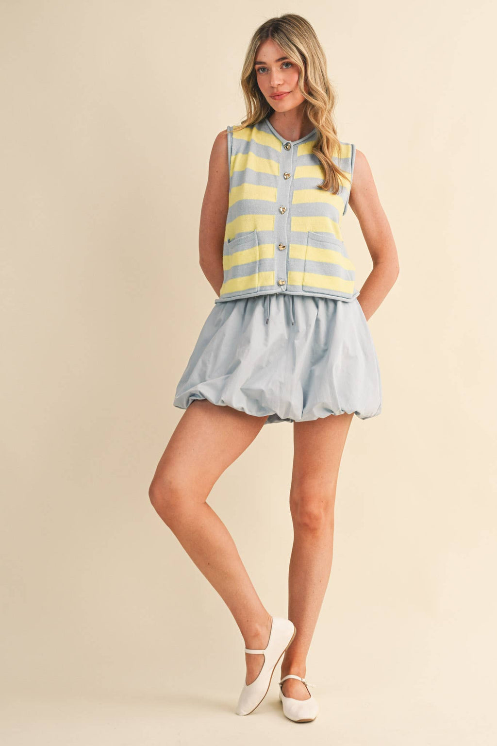 STRIPED KNIT SWEATER VEST MSW11347