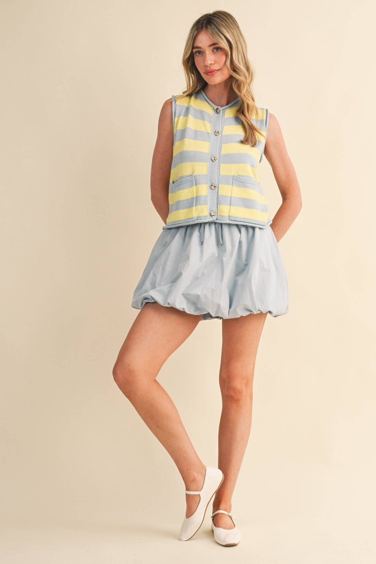STRIPED KNIT SWEATER VEST MSW11347