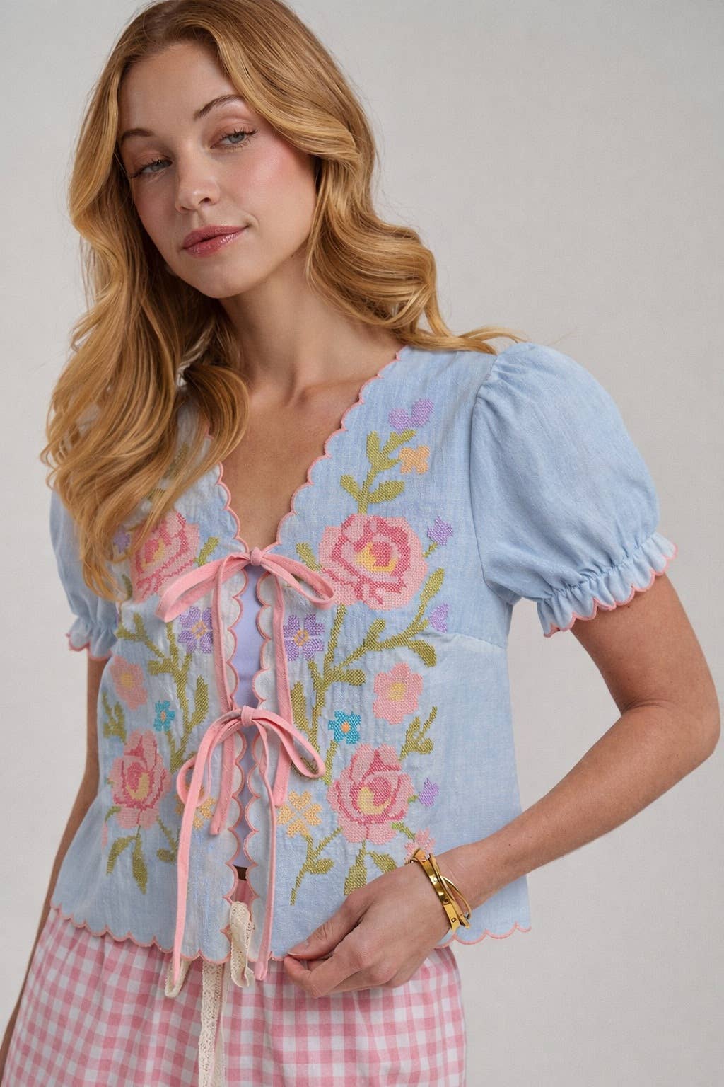 FLORAL EMBROIDERED TIE FRONT SHORT SLEEVE TEXTURED WOVEN TOP