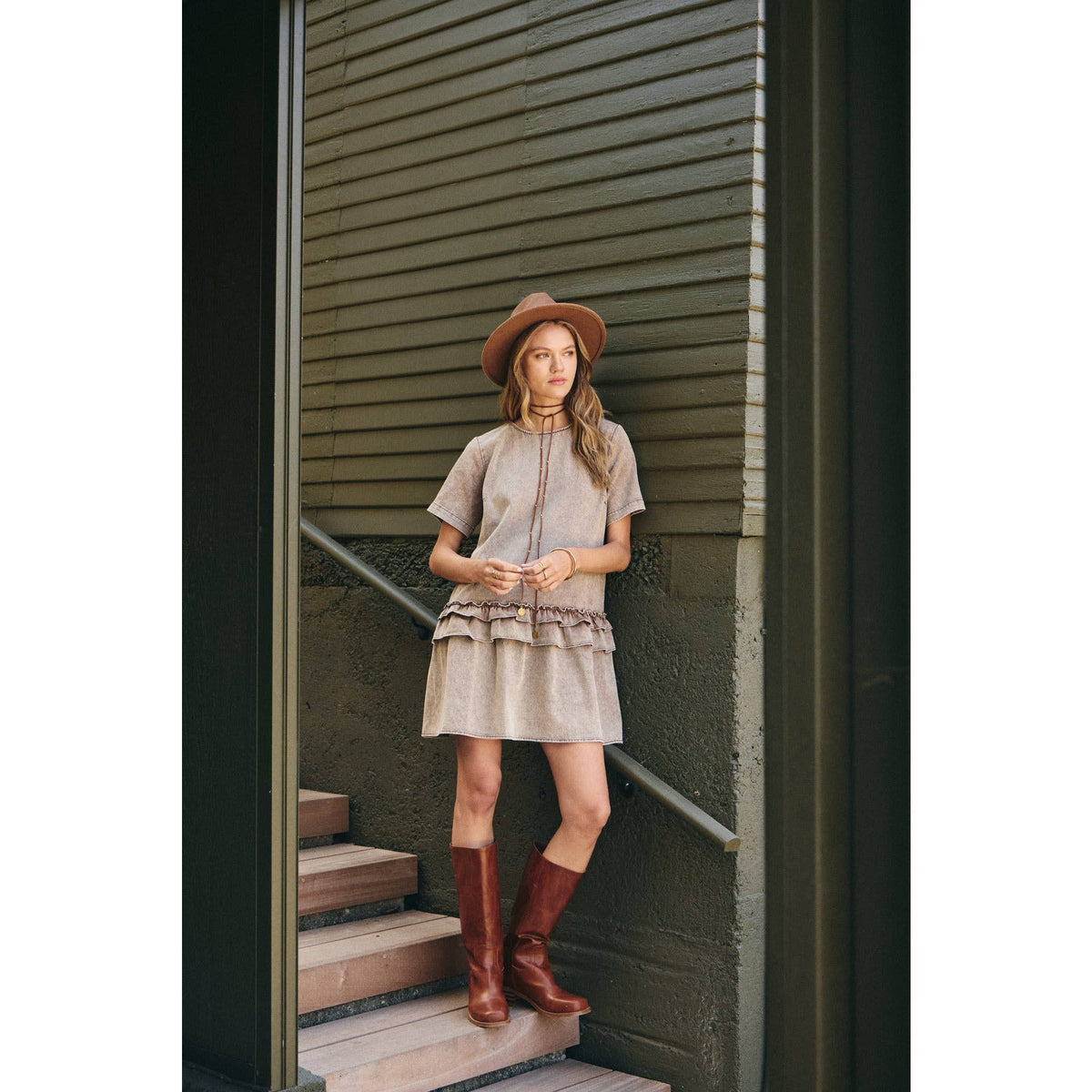 DUSTY ROAD MINERAL-WASHED COTTON TWILL RUFFLED MINI DRESS
