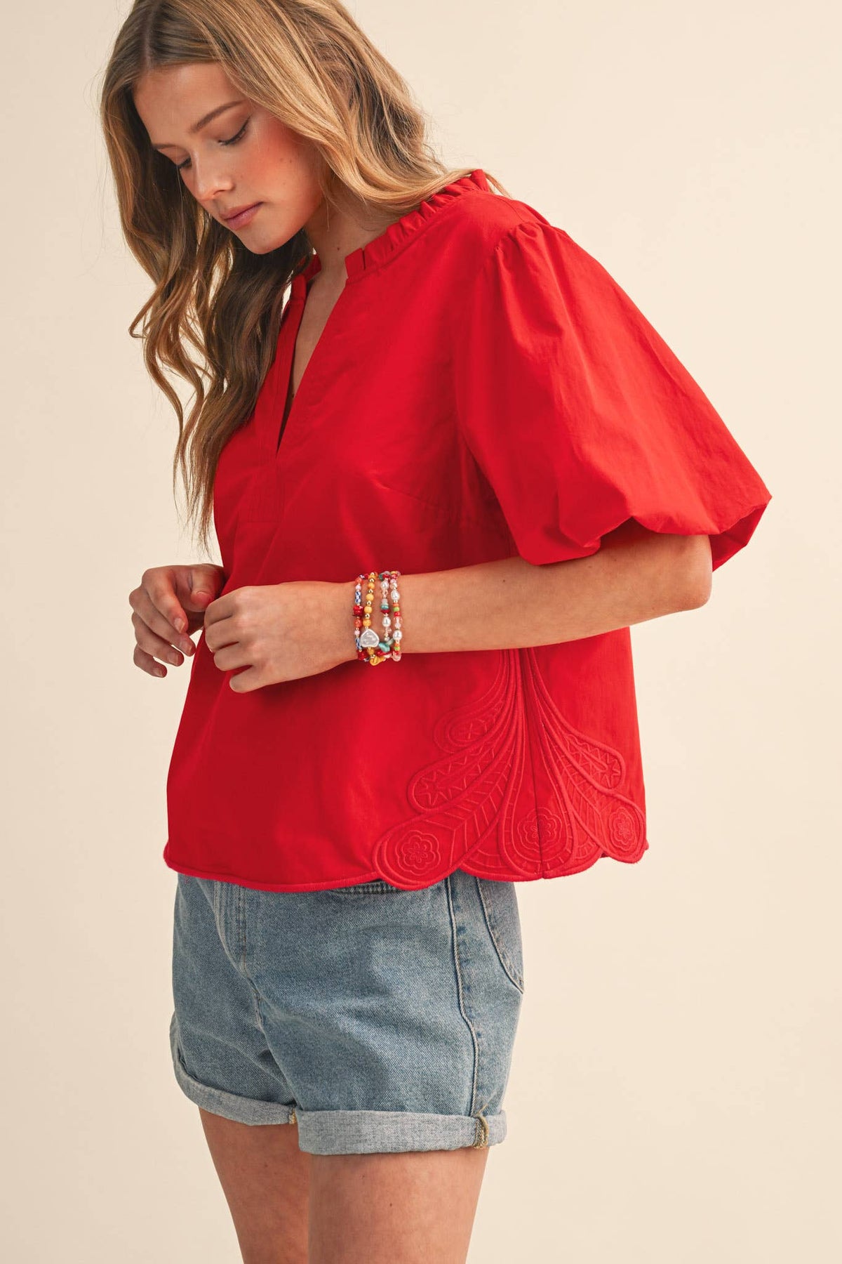 BUBBLE SLEEVE TOP WITH SIDE EMBROIDERY MTP4549