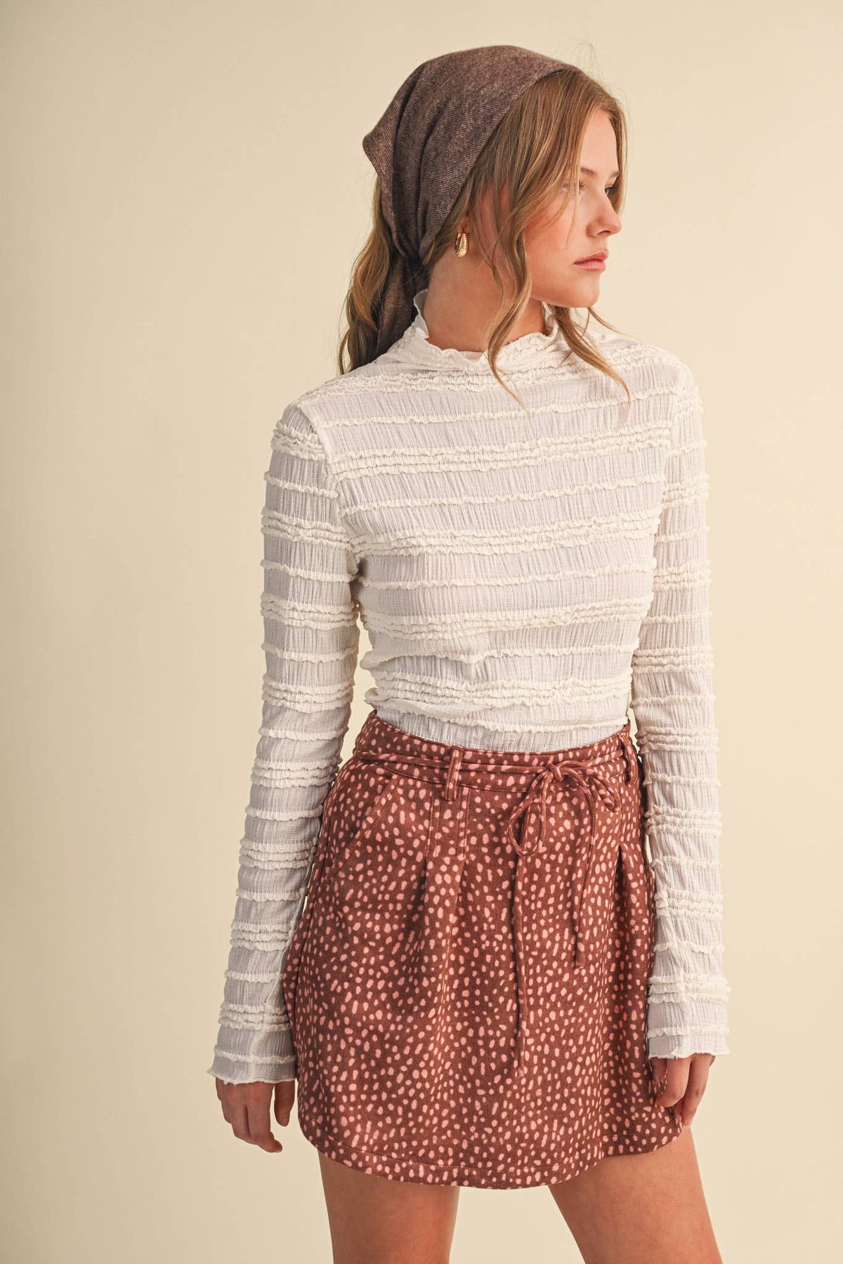 SHIRRED LONG SLEEVE MOCK NECK TOP MTP5407
