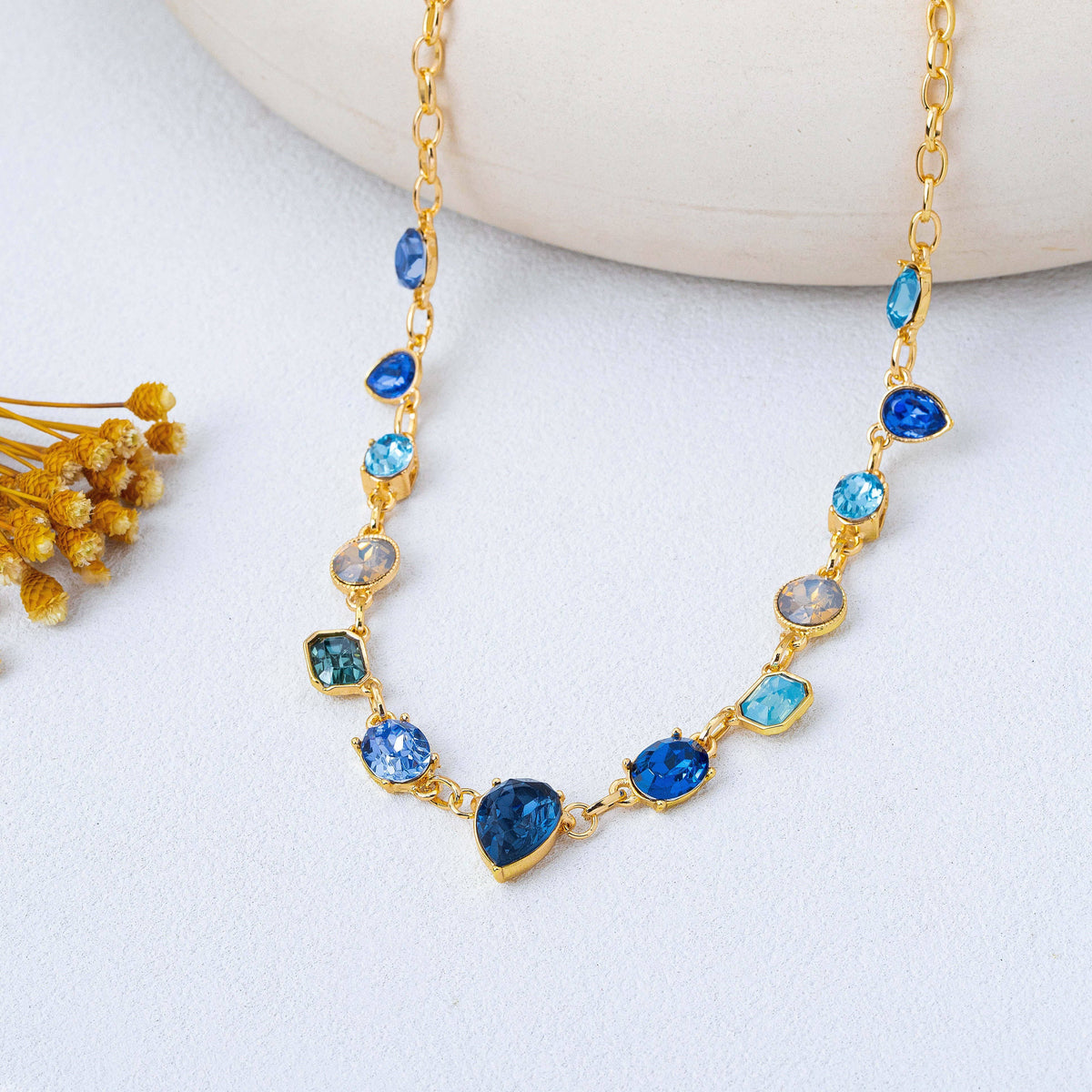 Ombré Sapphire-Hued Crystal Statement Necklace | 80N93305