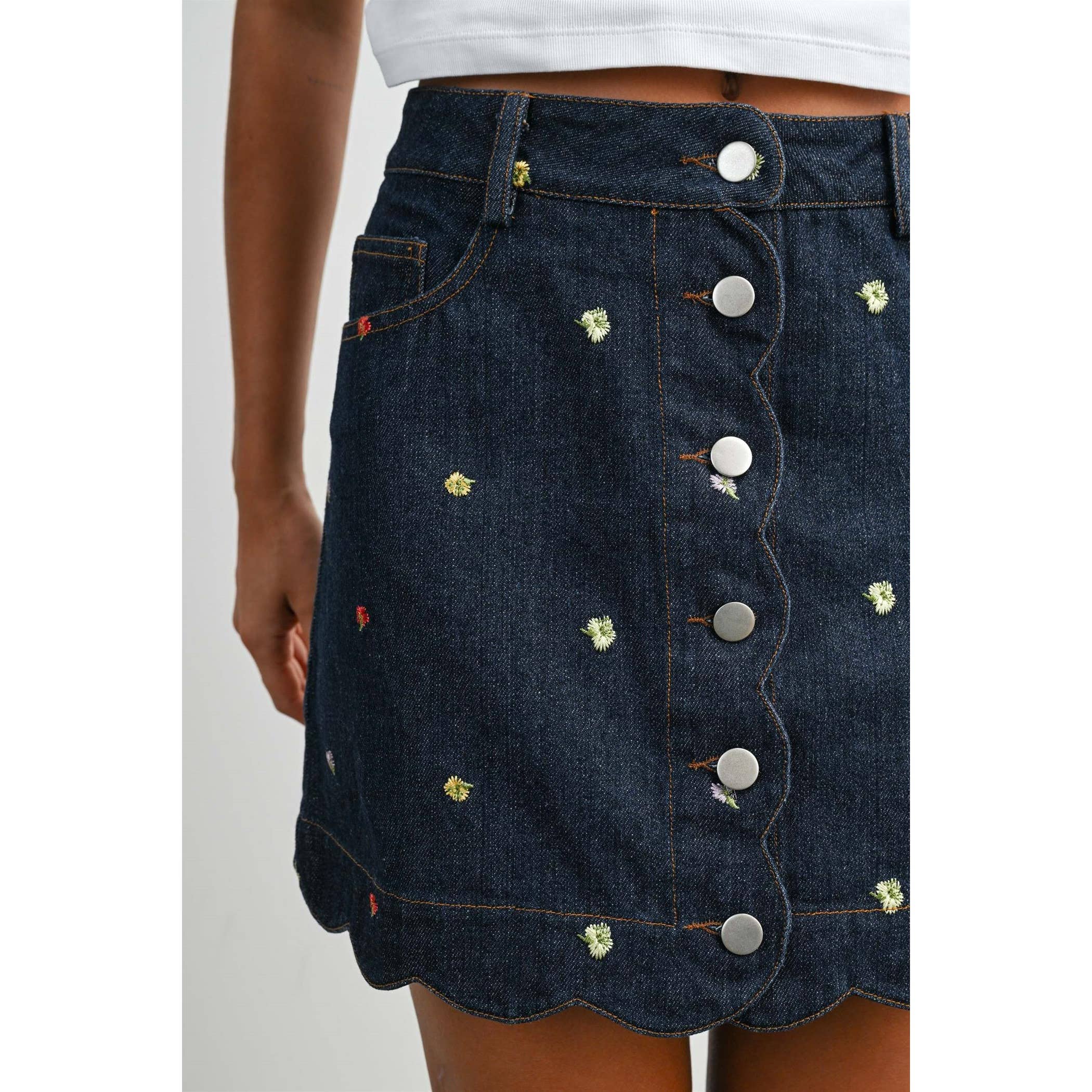 Floral Scalloped Hem Button-Down Skirt - BMS8168